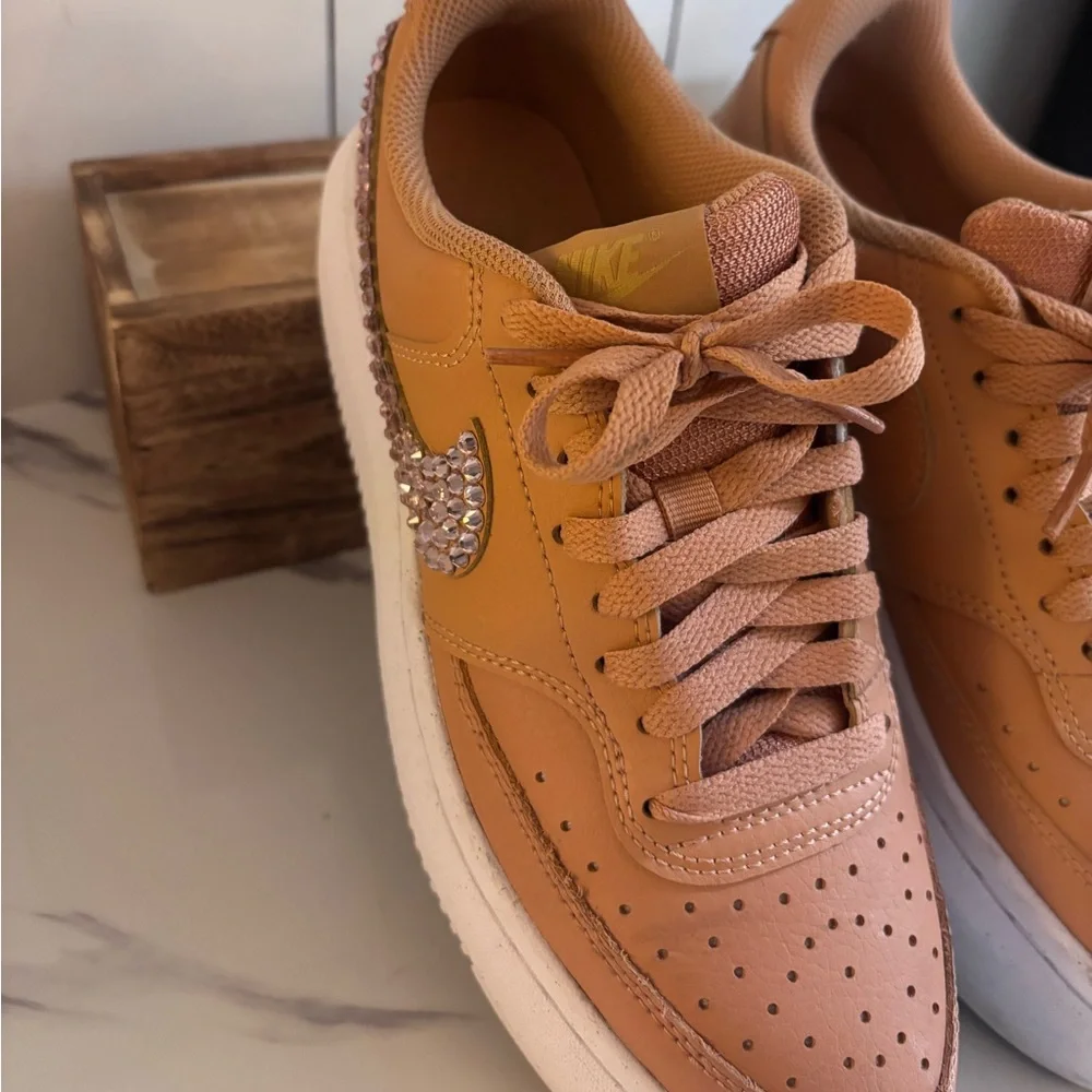 ❌SOLD❌ Size 8 nike court vision lows - Picture 3 of 7